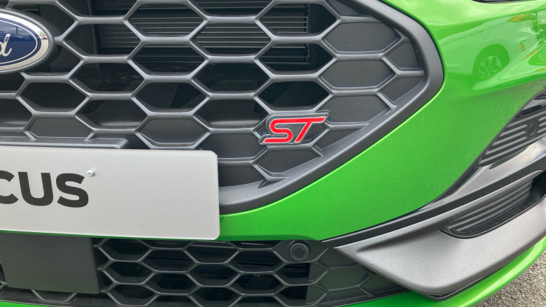 Ford Focus ST 2.3 EcoBoost ST 5dr Auto Petrol Estate